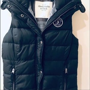 abercrombie puffer vest